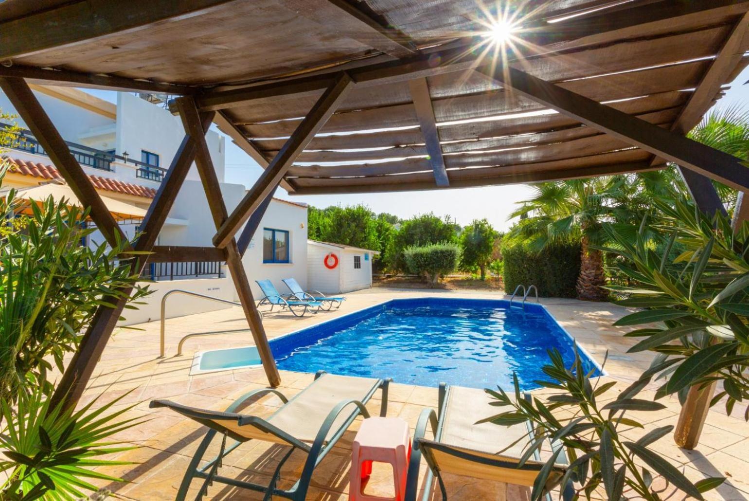 Villa Charoula Pente Paphos Luaran gambar